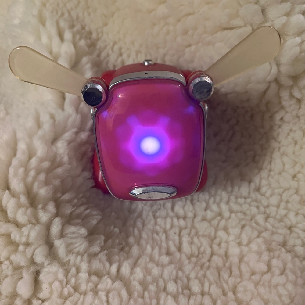 Hasbro 2005 Interactive Sega iDog Pink and Purple Light-Up Toy - Picture 16 of 16